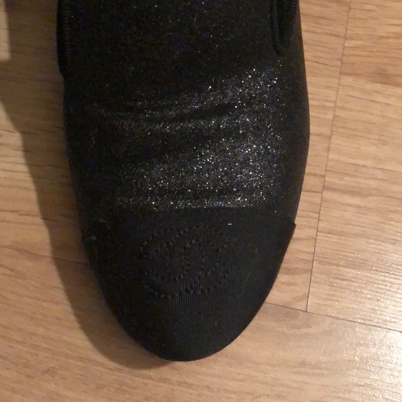 Authentic Chanel loafers- purchased from bergdorfs - Picture 2 of 4